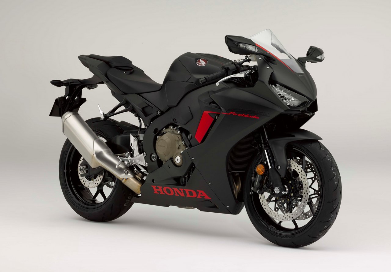 CBR1000RR平光黑配色